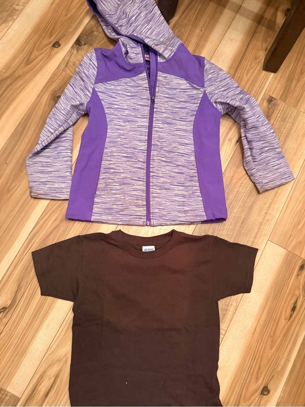 Girls sweatshirt 7/8 & 6t brown tee
